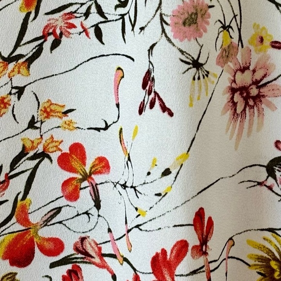 Pleione| Nordstrom| Cap Sleeve Floral Wildflower Blouse Sz L - Picture 4 of 4